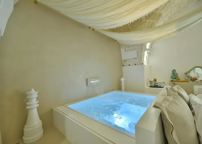 Eurydice With Infinity Jacuzzi *