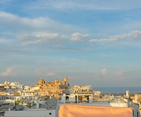 Eurydice With Infinity Jacuzzi * Ostuni