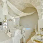 Eurydice With Infinity Jacuzzi אוסטוני