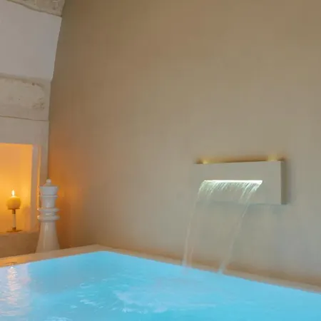 Eurydice With Infinity Jacuzzi Ostuni